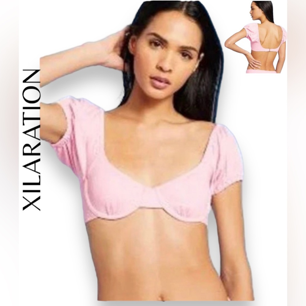 341. XS NWT Juniors' Textured Puff Sleeve Underwire Bikini Top -
Xilaration